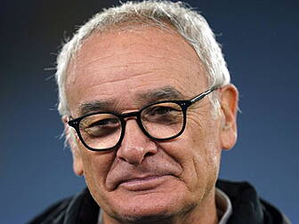 Claudio Ranieri sacked by Prem...